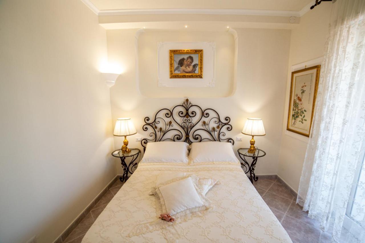Angel Luxury Suite Соренто Екстериор снимка