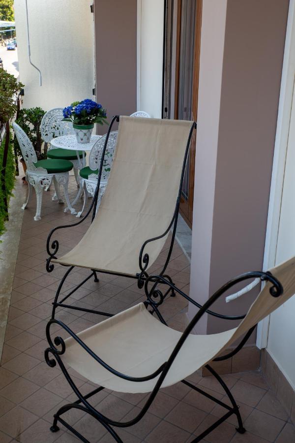 Angel Luxury Suite Соренто Екстериор снимка