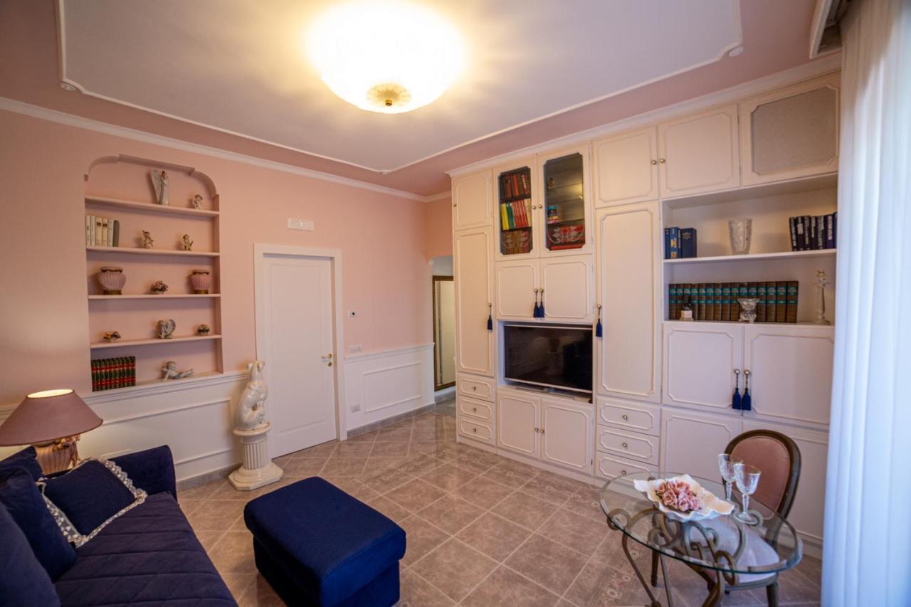 Angel Luxury Suite Соренто Екстериор снимка