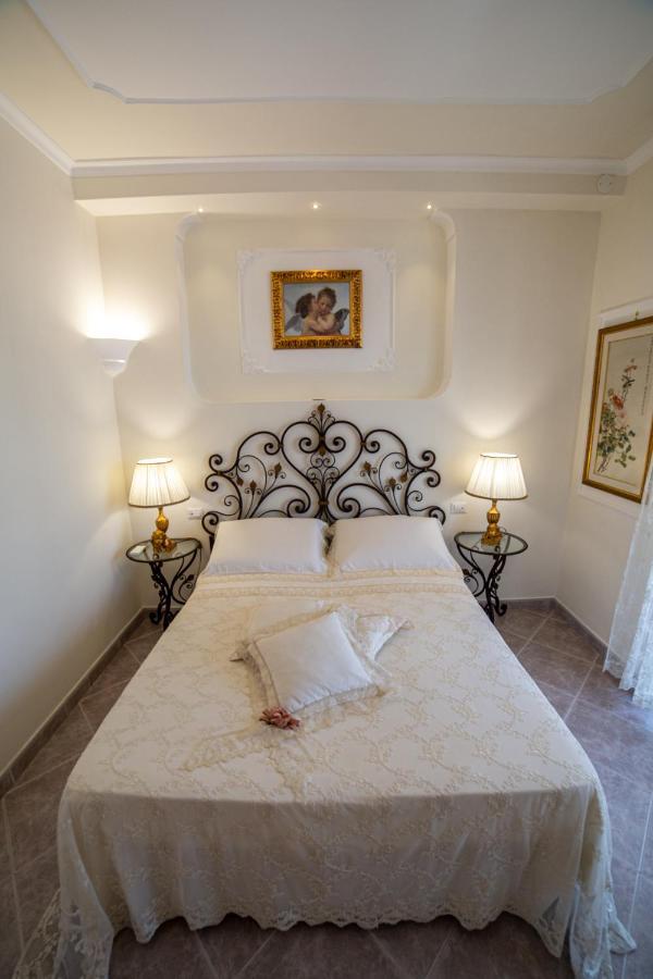Angel Luxury Suite Соренто Екстериор снимка