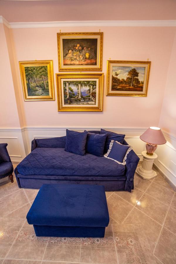 Angel Luxury Suite Соренто Екстериор снимка