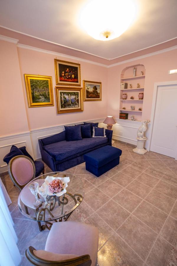 Angel Luxury Suite Соренто Екстериор снимка